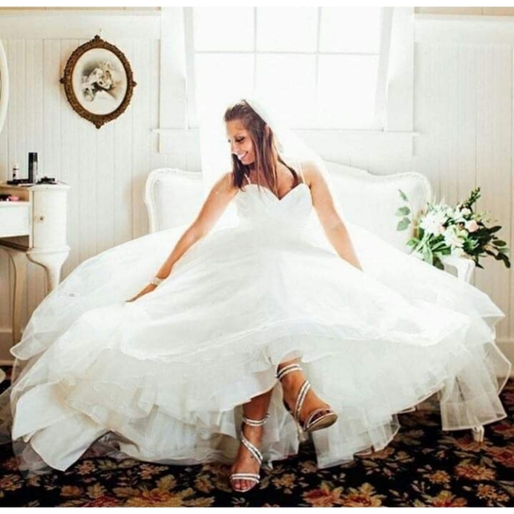 Meet your Posher, Andrea - Picture 4 of 6